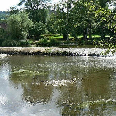 Chambres D'Hotes Du Moulin Du Vey Клеси Экстерьер фото